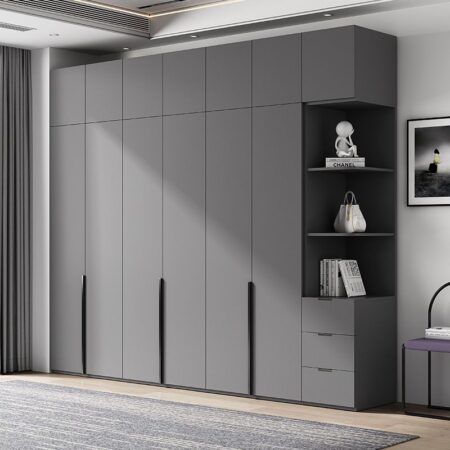 WARDROBE / STORAGE